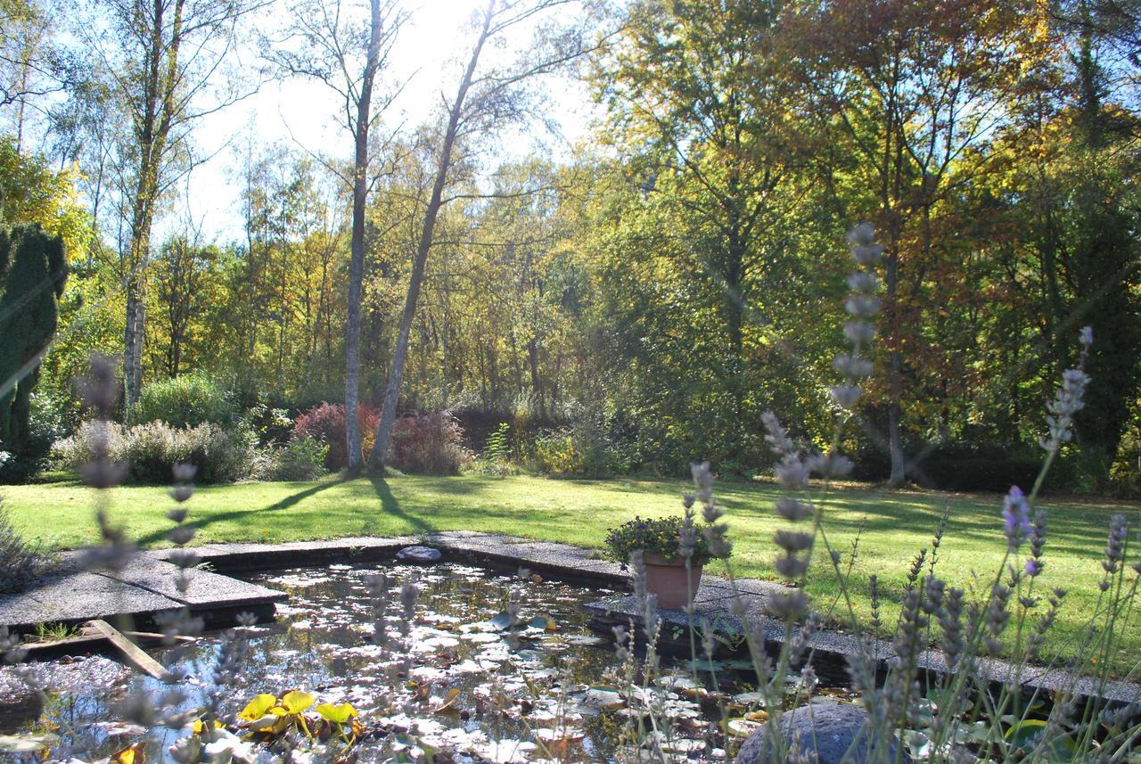 La Monardiere Bed & Breakfast Modave Exterior photo